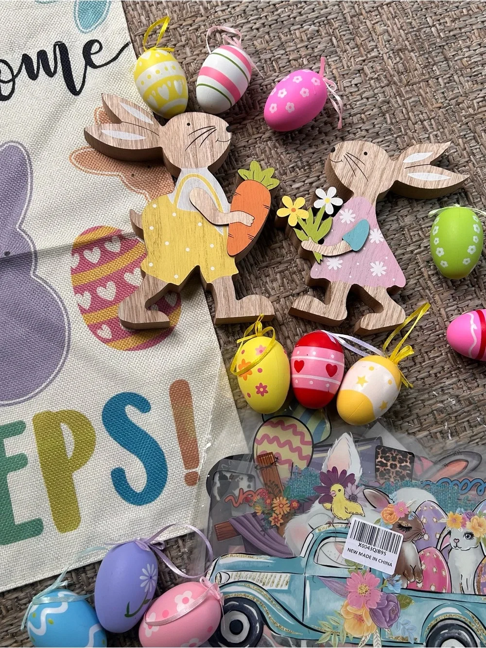Lot of Easter Decorations and Party Supplies